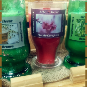 Vela Aromática - 100g - Essências: Bamboo MM, Chá Branco, Flor de Cerejeira