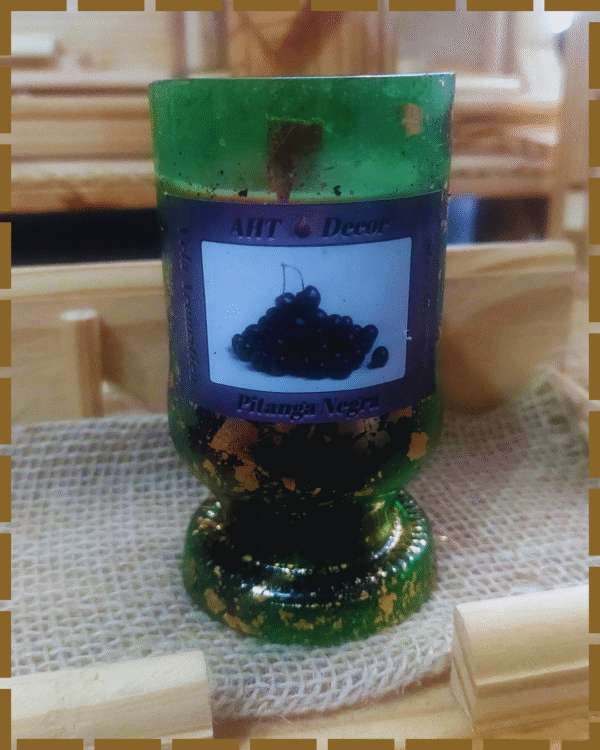Vela Aromática - 100g - Essências: Morango Silvestre, Pina Colada, Pitanga Negra - Image 4